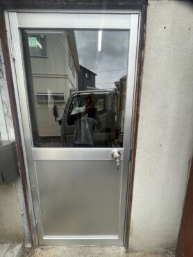 ドアの開閉不良